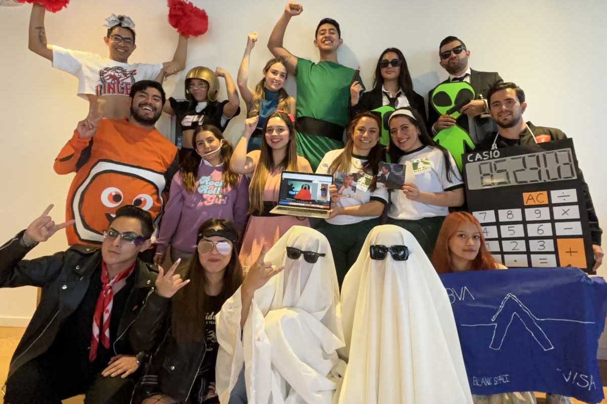 Concurso de Disfraces Blank space 2023